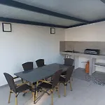 House Monte Cherpo