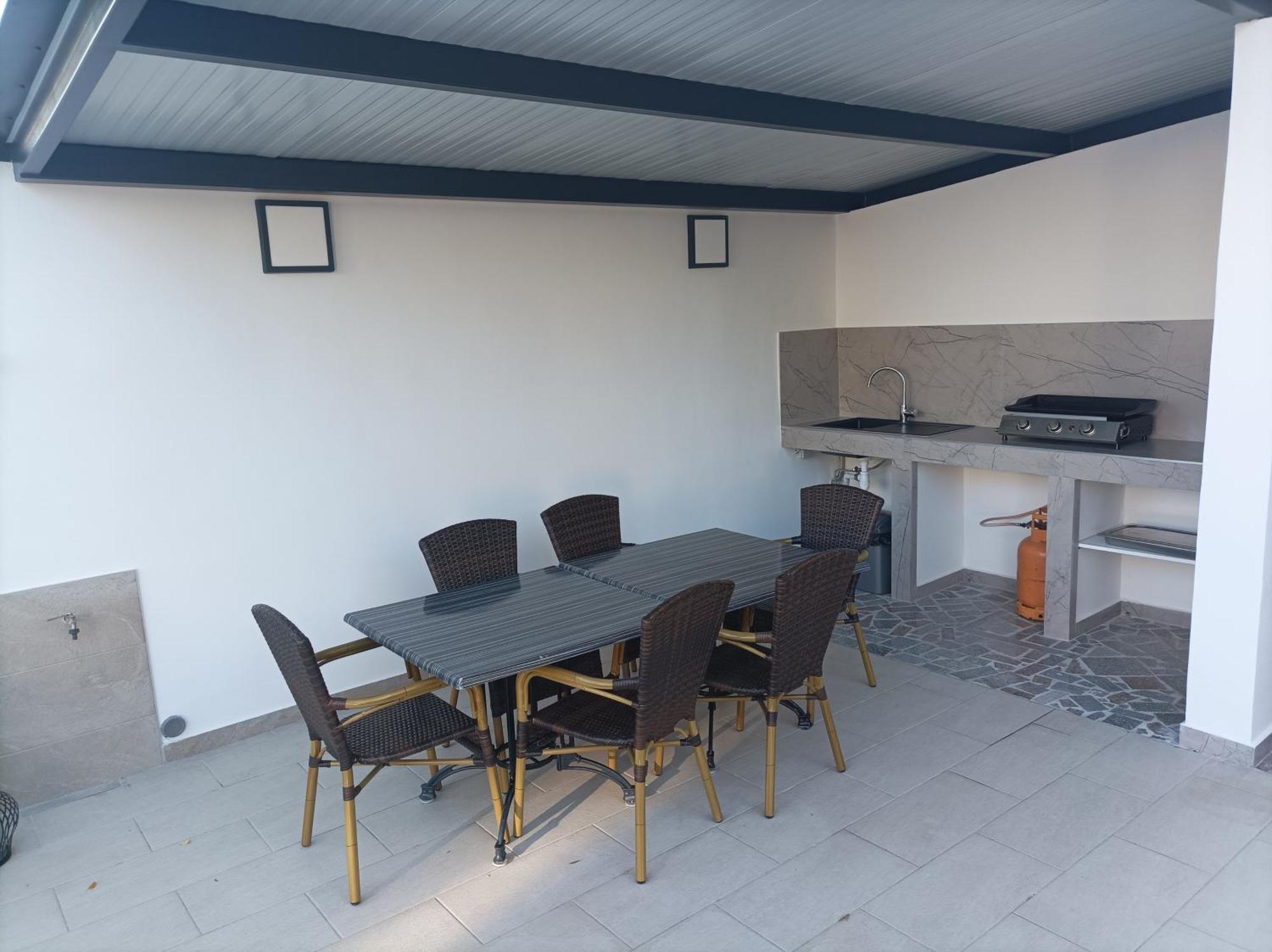 House Monte Cherpo *